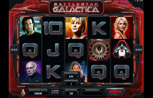 Der Spielbildschirm des Microgaming Battlestar Galactica Slots.