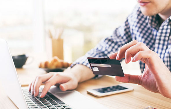 Jemand richtet sein Lehrer-Passwort ein.