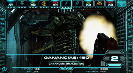 Pelea contra Alien y gana premios